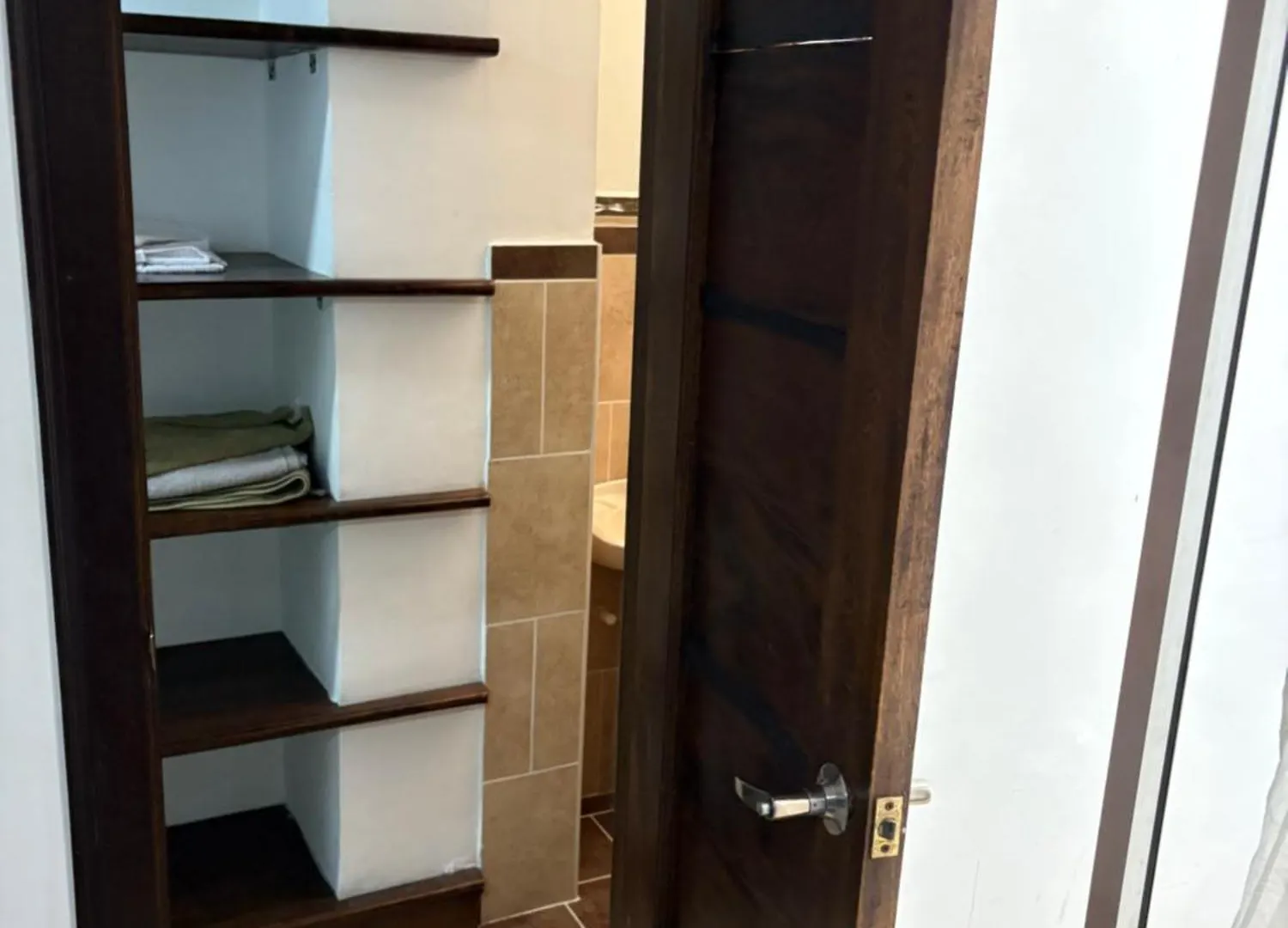 Apartamento cerca a plaza mayor Medellín 0*,  Colombia